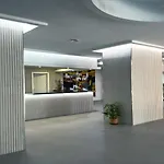 La Colina & Pool Apartament *