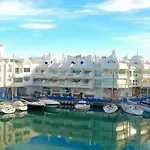 La Colina & Pool Apartament *